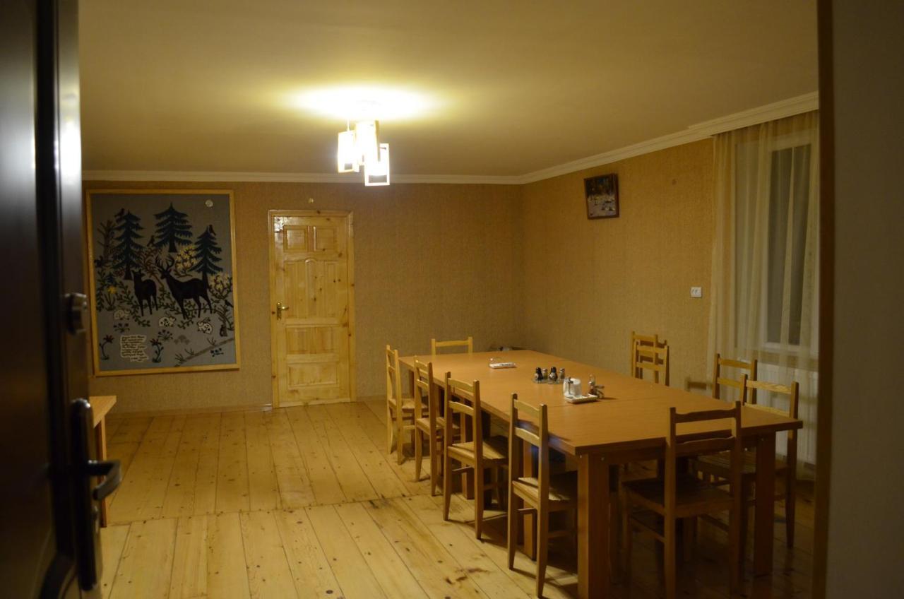 Guesthouse Qarim Mestia Luaran gambar